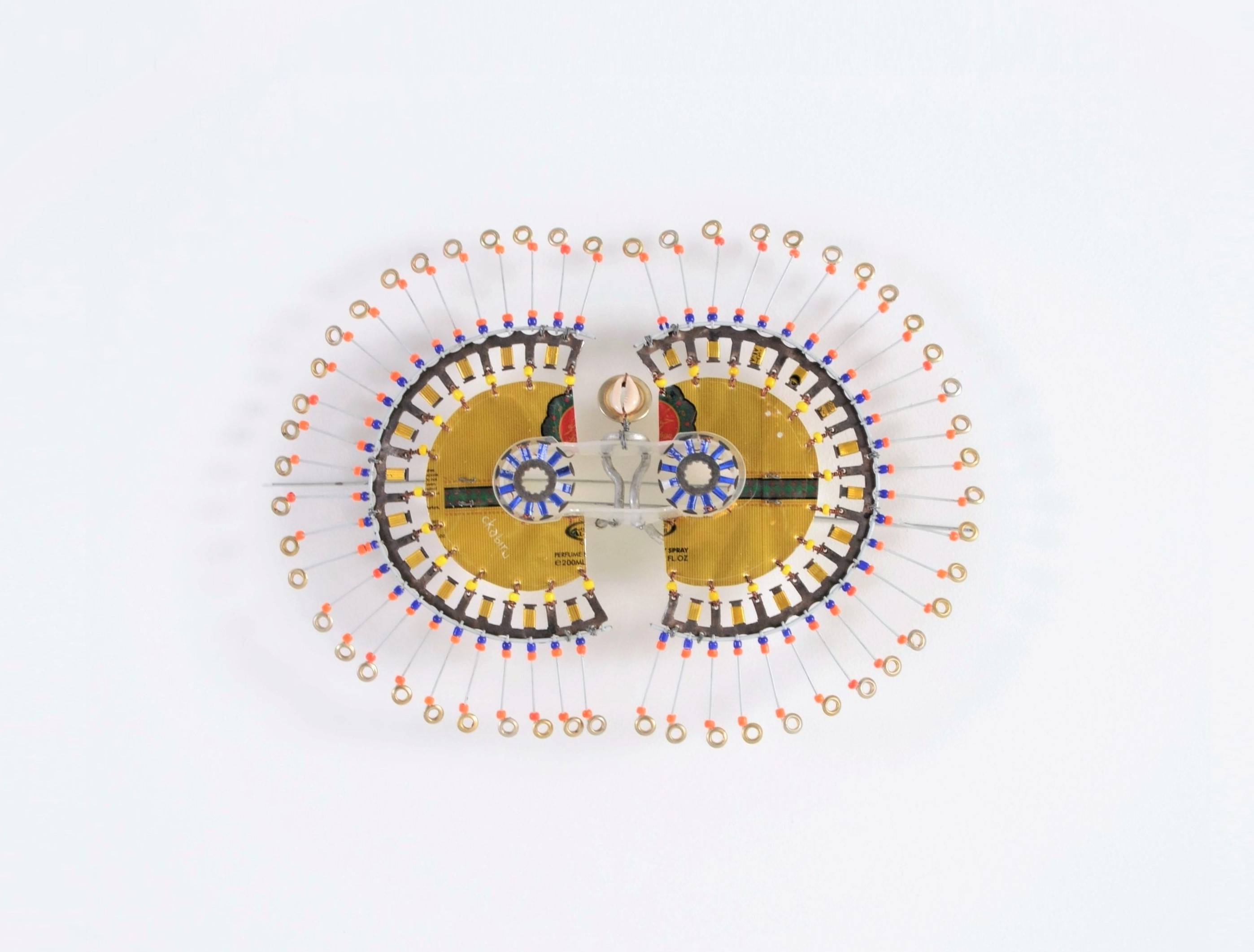 Skulptur - Cyrus Kabiru