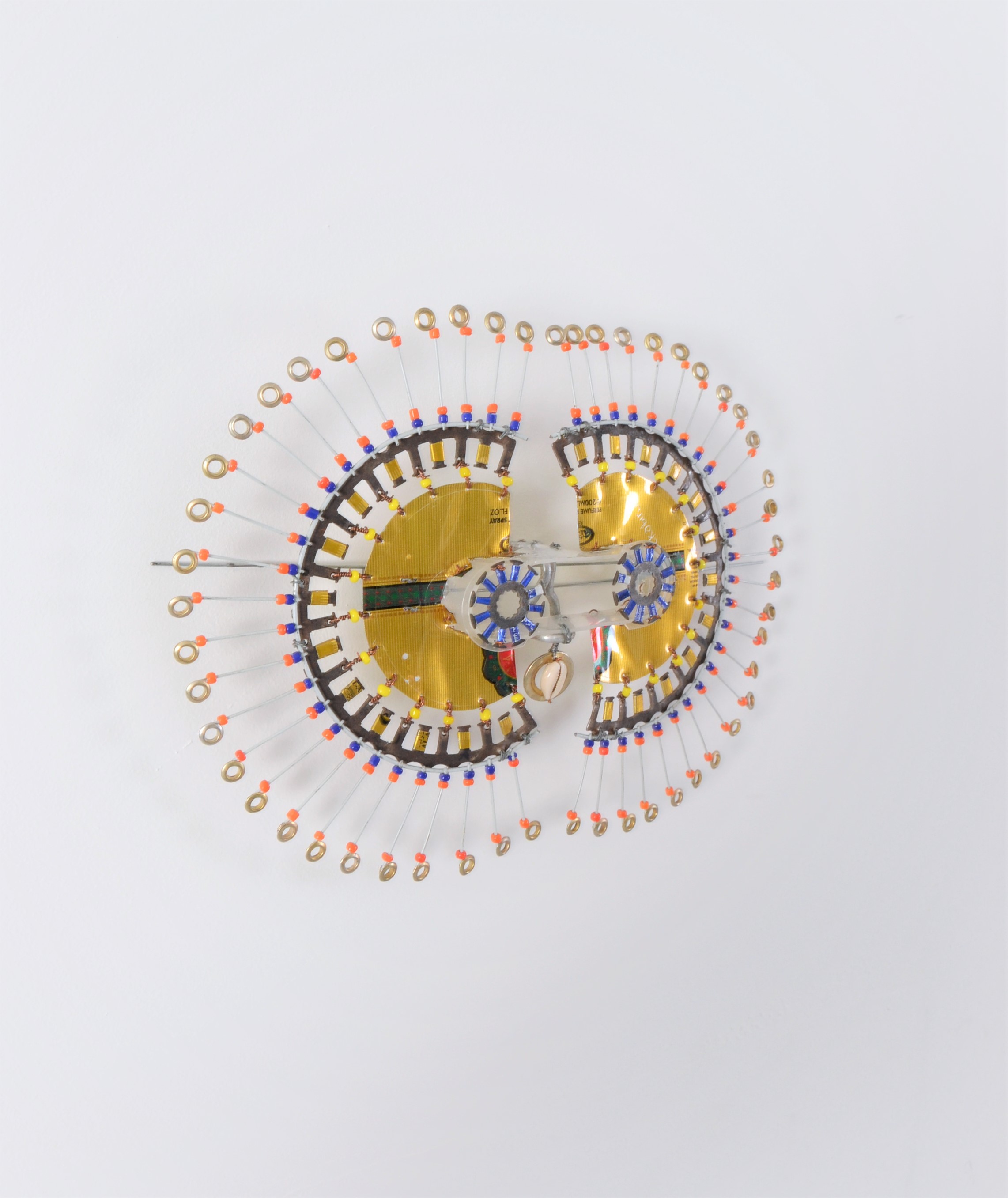 Skulptur - Cyrus Kabiru